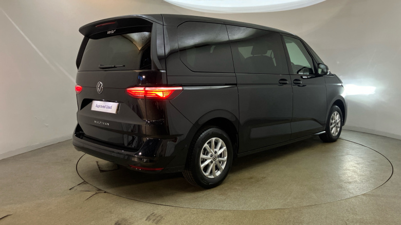 Volkswagen Multivan 2.0 TDI Life 5dr DSG Diesel Estate